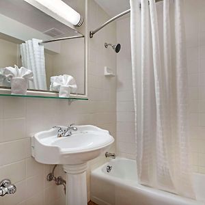Premium Double Room Two Double Beds Non-Smoking